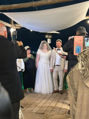 המלצה על בראשית צילום