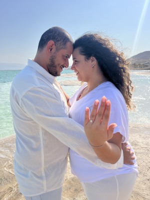 המלצה על בראשית צילום