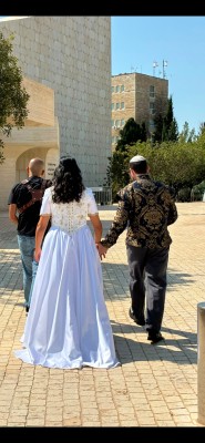 המלצה על די-ג׳יי סמואל עוז